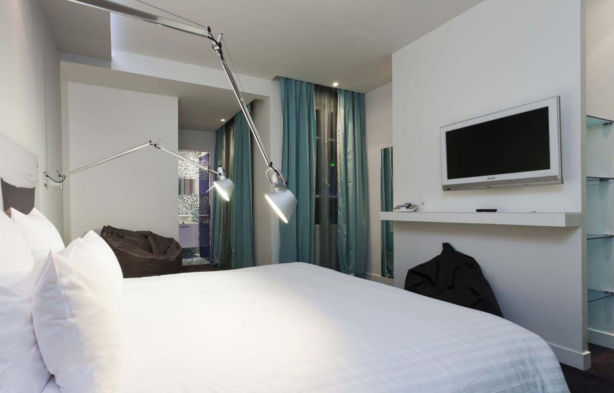 Color Design Hotel Paris Quarto foto